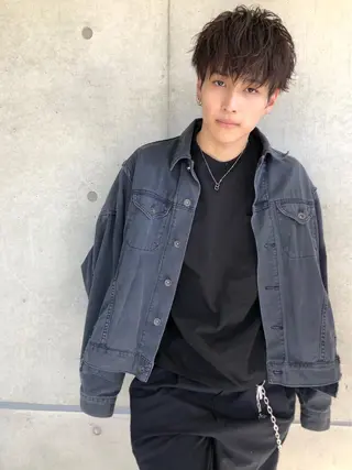 メンズ Loy所属・メンズヘア特化 パーマ 縮毛矯正🔷のヘアスタイル