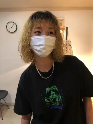 ミディアム パーマ NOUN所属・eri kinjoのヘアスタイル