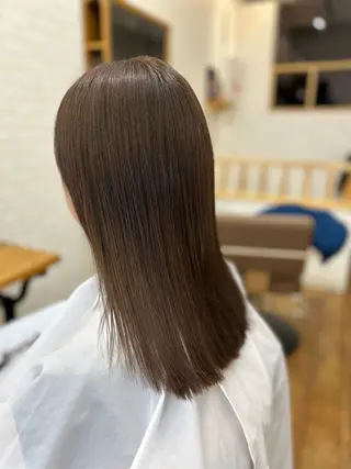 セミロング 園田 彩音のヘアスタイル