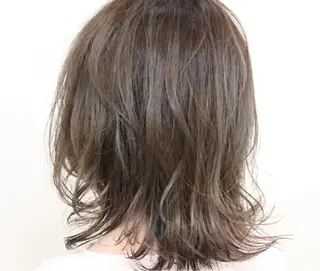 カラー SALOWIN栄 高須大貴のヘアスタイル