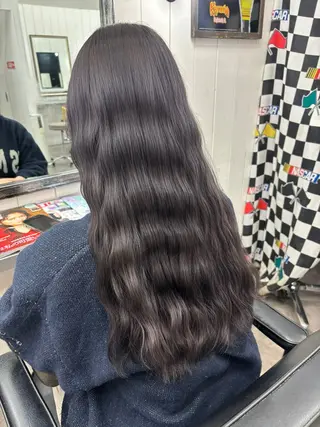 ロング カラー Ann./艶髪 /レイヤーカットのヘアスタイル