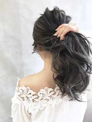 セミロング カラー MOU namba ムウナンバのヘアスタイル