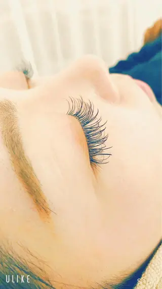 マツエク・マツパ 中村 眞歩のヘアスタイル