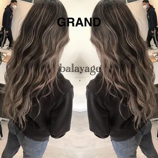 ロング ashida yuukiのヘアスタイル