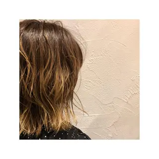 ミディアム カラー mayu ○のヘアスタイル