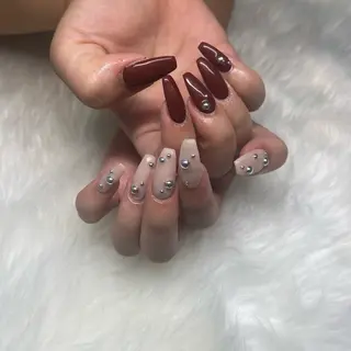 ネイル R nailのネイルデザイン