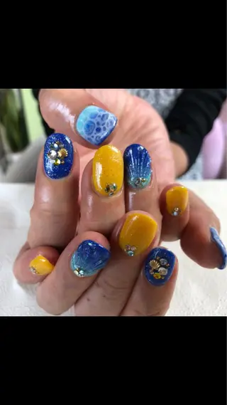 ネイル Lily Nailsのネイルデザイン