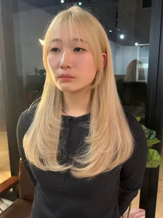 ロング カラー レイヤー/ハッシュ 三好悠生のヘアスタイル