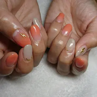 ネイル LAVISH nail salonのネイルデザイン