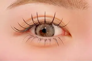 マツエク・マツパ frill by plan所属・四条烏丸/frill 🩶akaneのマツエク・マツパデザイン