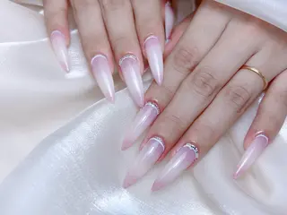 ネイル M🌷nail 長さだし専門店のネイルデザイン