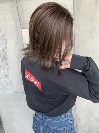 ミディアム カラー Mikuri 【Little】のヘアスタイル