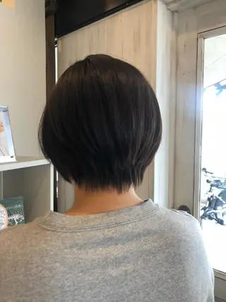 ショート 谷口ゆめ/縮毛矯正/ 大人女子/眉ワックスのヘアスタイル