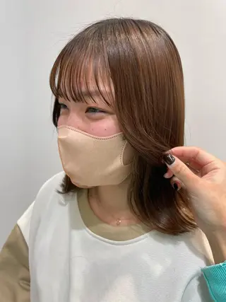 ミディアム 表参道ミディアム レイヤー山岸季生のヘアスタイル