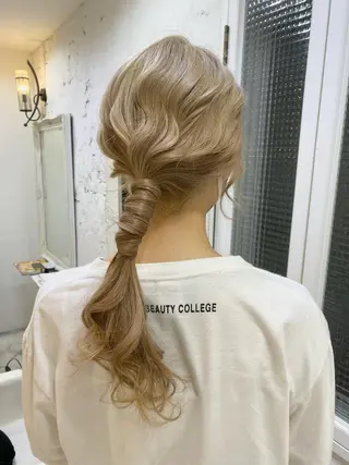 セミロング カラー ヘアアレンジ マツエク・マツパ アイブロウ 透明感カラー🫧ヘア セット🫧松本菜月の眉毛・アイブロウイメージ