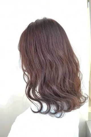 セミロング カラー 【透明感、艶髪】西村 有司のヘアスタイル