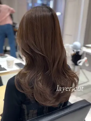 セミロング カラー レイヤー/顔周り /透明感🩶高橋大のヘアスタイル