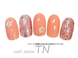 ネイル 矢川 まどかのネイルデザイン