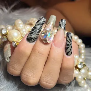 ネイル Feel ‪‪☺︎‬Yuriaのネイルデザイン
