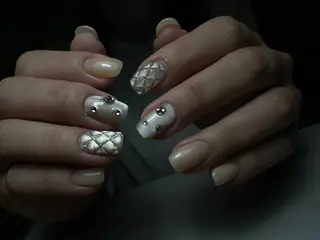 ネイル Eveネイル チップスカルプ専門店のネイルデザイン