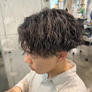 メンズ 🪽直毛男子の救世主 🪽フェザーパーマのヘアスタイル