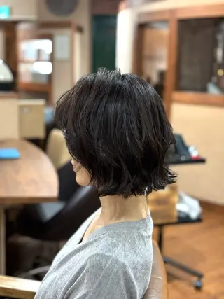 ショート 武田尚子🌸 自然に仕上がる矯正のヘアスタイル