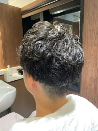 ショート パーマ 小野 大輔のヘアスタイル