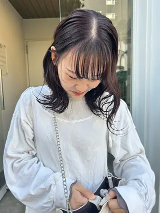 セミロング 薄暮 マツイ レンのヘアスタイル