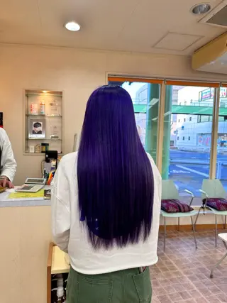 ロング カラー ゲンキ /ウルフカットのヘアスタイル