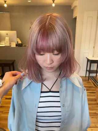 カラー yuu /N° 大分中央町店のヘアスタイル