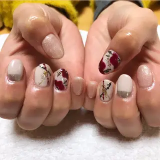 ネイル private_ salon.Leaのネイルデザイン