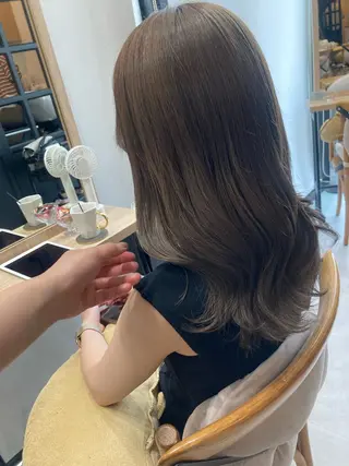 セミロング ✨色持ちの良い艶 カラー✨蟹江真世のヘアスタイル