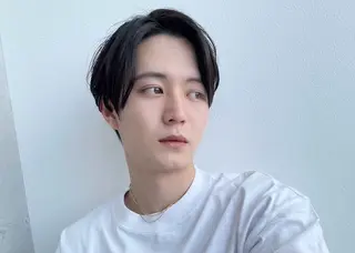 ショート ブリーチなし 暖色カラー/井上あいのヘアスタイル