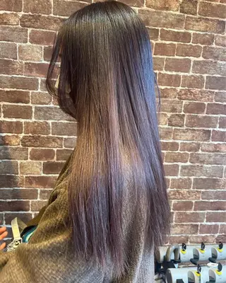 セミロング カラー パーマ ヘアアレンジ メンズ キッズ ネイル マツエク・マツパ アイブロウ 久木原 ゆりのヘアスタイル