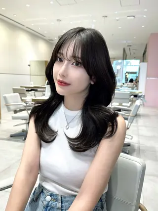 ロング カラー ヘアアレンジ 🤎小顔レイヤー /ベージュ🤎友香のヘアスタイル