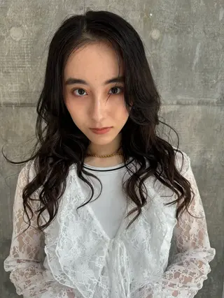 セミロング カラー ブリーチなしカラー/ パーマ/おとは🦖♡のヘアスタイル