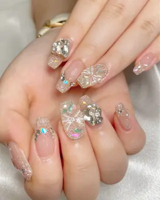 ネイル アヤメネイル 最新チップスカルプのネイルデザイン