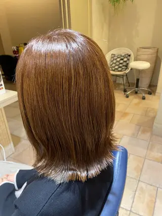 ミディアム カラー 谷岡 絵美のヘアスタイル