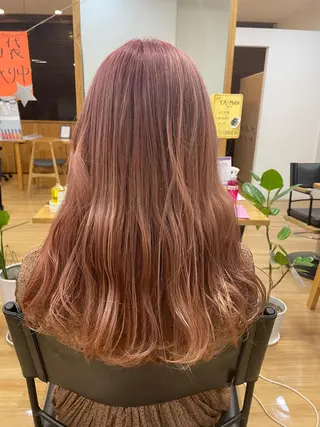 ロング 河口 友里のヘアスタイル