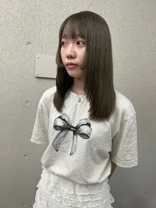 セミロング IPPO アカデミーのヘアスタイル