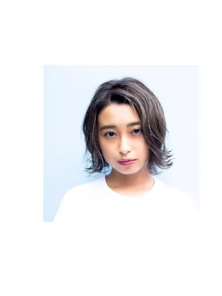 ショート カラー ワタベ ハヤト/ トップデザイナーのヘアスタイル