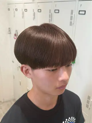 ミディアム カラー メンズ 港南台短髪特化 フェザーパーマのヘアスタイル