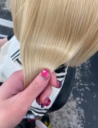 カラー サイレント美容師 アイリィのヘアスタイル
