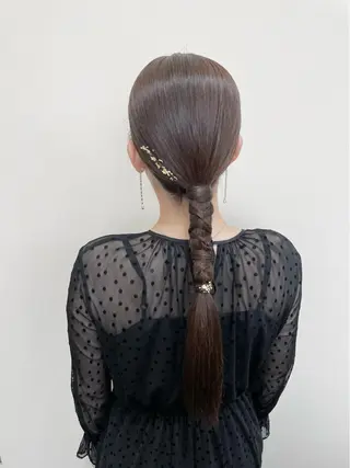 ロング ヘアアレンジ ヘアメイク new meのヘアスタイル