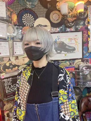 ショート カラー ヘアアレンジ 🌈派手髪エクステ ブレイズ🌈ひろとのヘアスタイル
