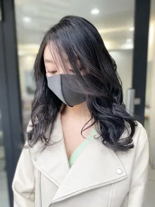 セミロング カラー opus 店長大和 レイヤー/赤み消しのヘアスタイル