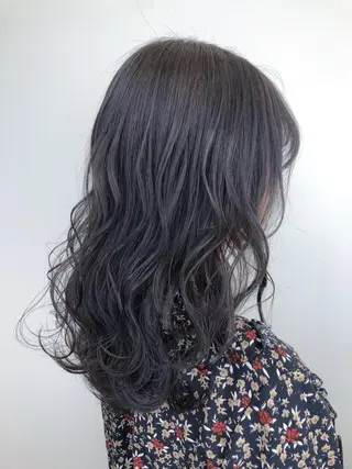 セミロング カラー 【透明感、艶髪】西村 有司のヘアスタイル