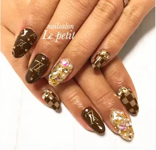 ネイル 石野 広佳のネイルデザイン