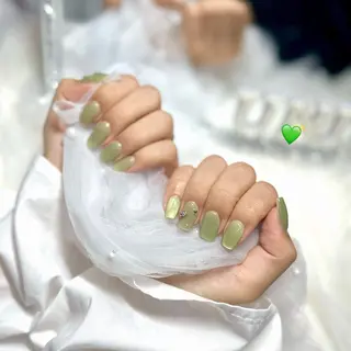 ネイル uni. Harukaのネイルデザイン