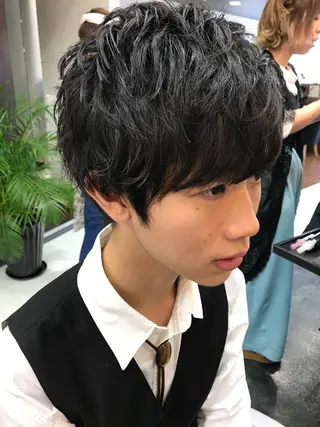 ミディアム カラー パーマ メンズ イシイ リョウヘイのヘアスタイル